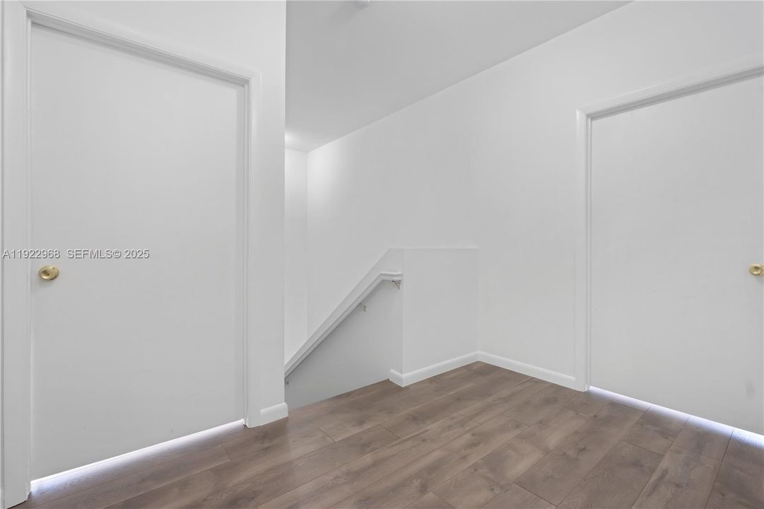 For Rent: $3,300 (3 beds, 2 baths, 1600 Square Feet)