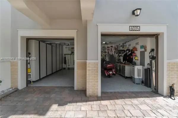 For Rent: $5,300 (4 beds, 3 baths, 2156 Square Feet)