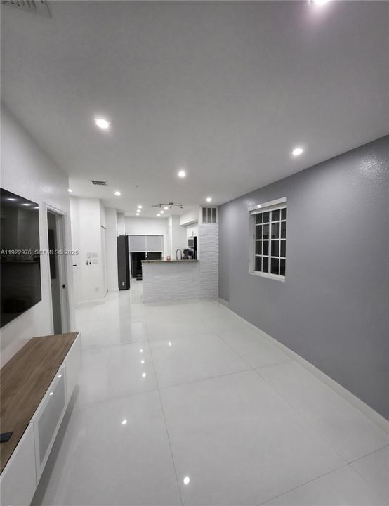 En Venta: $375,000 (3 camas, 2 baños, 1151 Pies cuadrados)