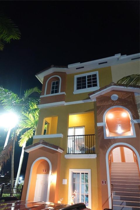 En Venta: $375,000 (3 camas, 2 baños, 1151 Pies cuadrados)