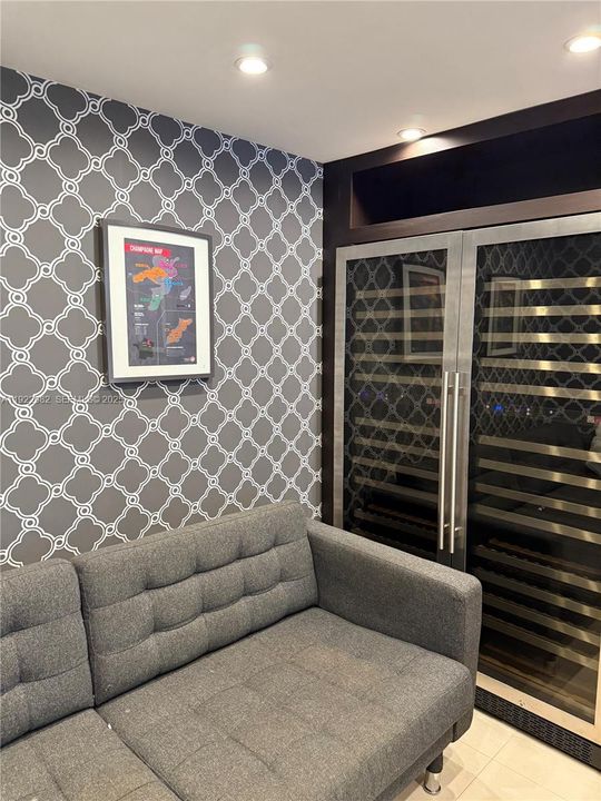 For Rent: $5,800 (4 beds, 3 baths, 1980 Square Feet)