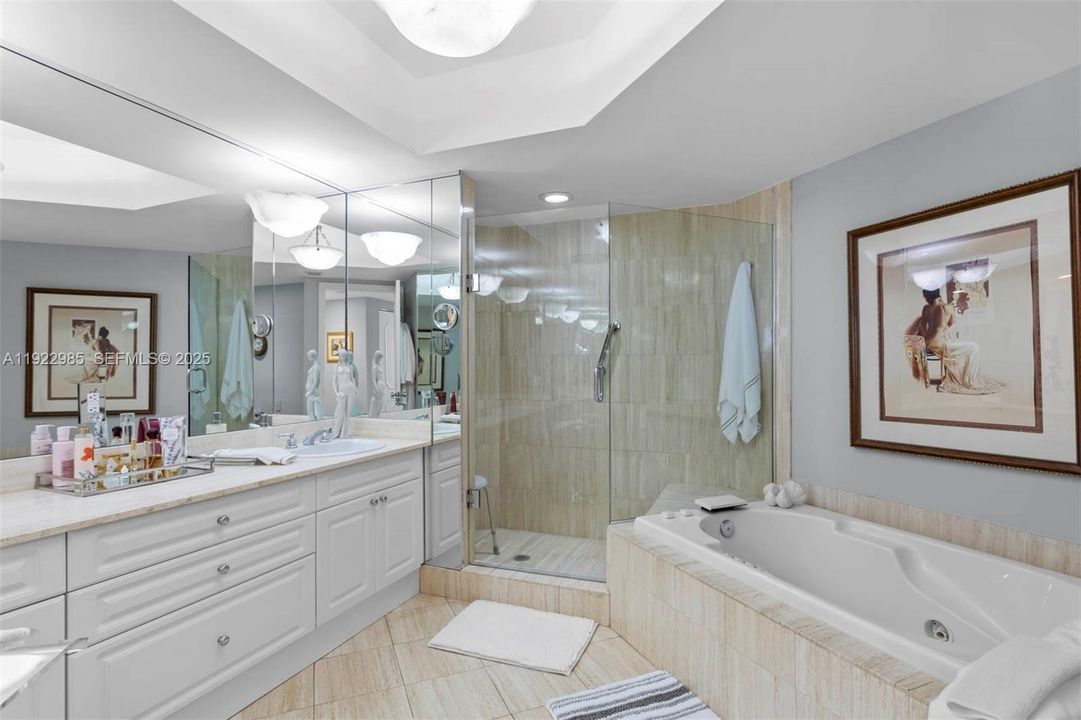 На продажу: $850,000 (2 спален, 2 ванн, 1870 Квадратных фут)