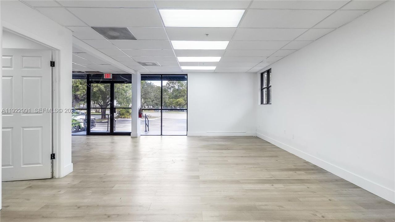 出租: $23 (0 贝兹, 0 浴室, 0 平方英尺)