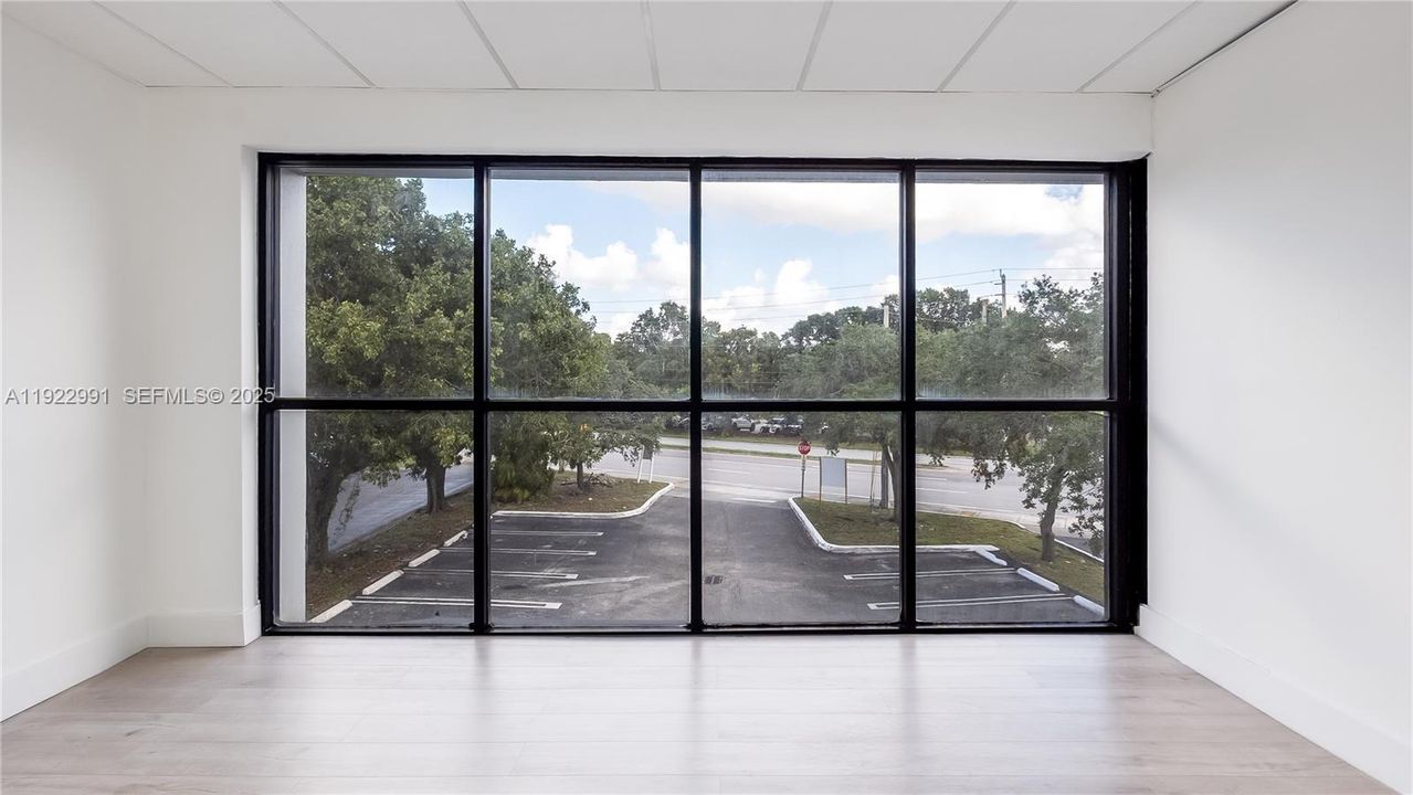 出租: $23 (0 贝兹, 0 浴室, 0 平方英尺)