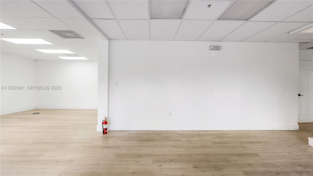 出租: $23 (0 贝兹, 0 浴室, 0 平方英尺)