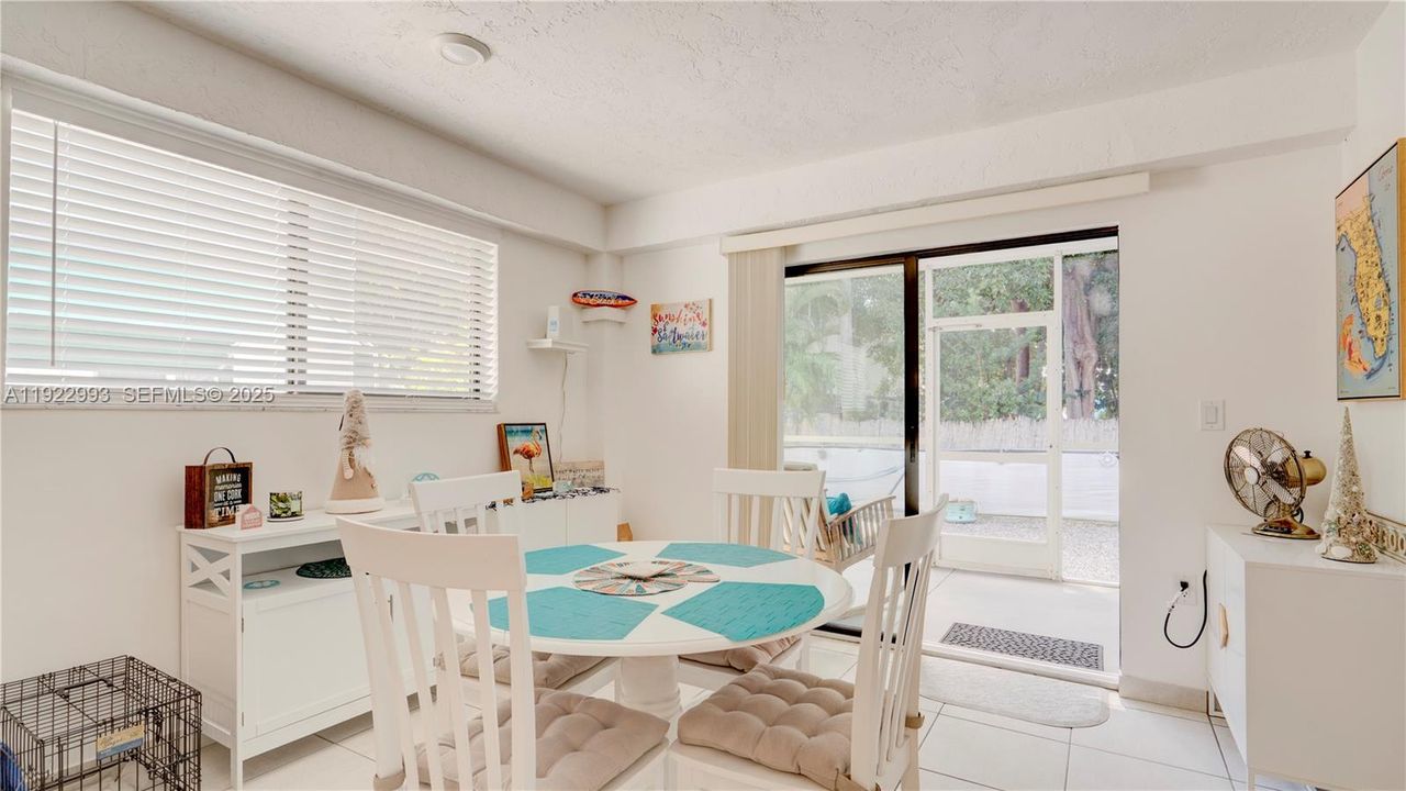 На продажу: $844,900 (4 спален, 2 ванн, 0 Квадратных фут)