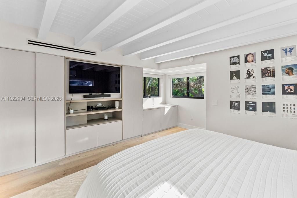 Flexible Bedroom Space
