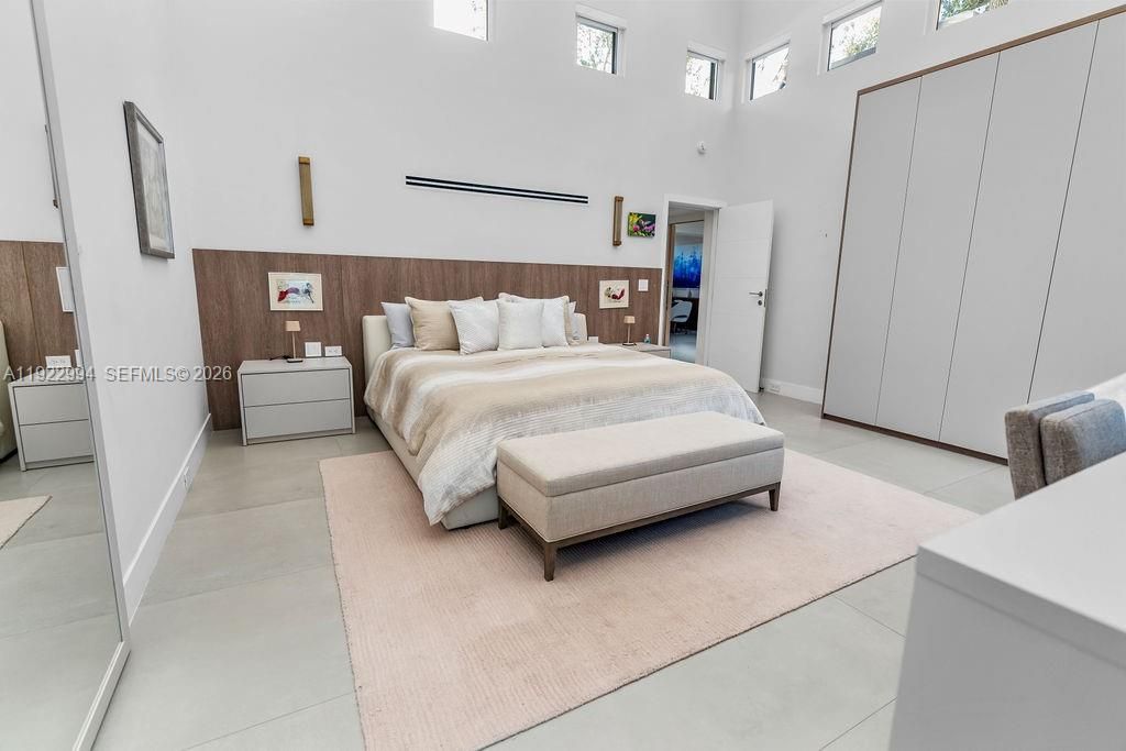 Resort-Inspired Suite