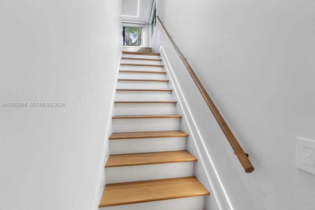 Upper Level Access