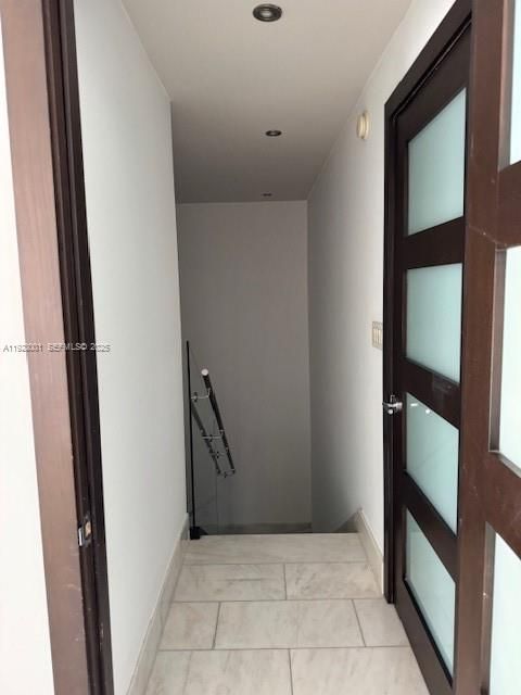 For Rent: $9,000 (3 beds, 4 baths, 2570 Square Feet)