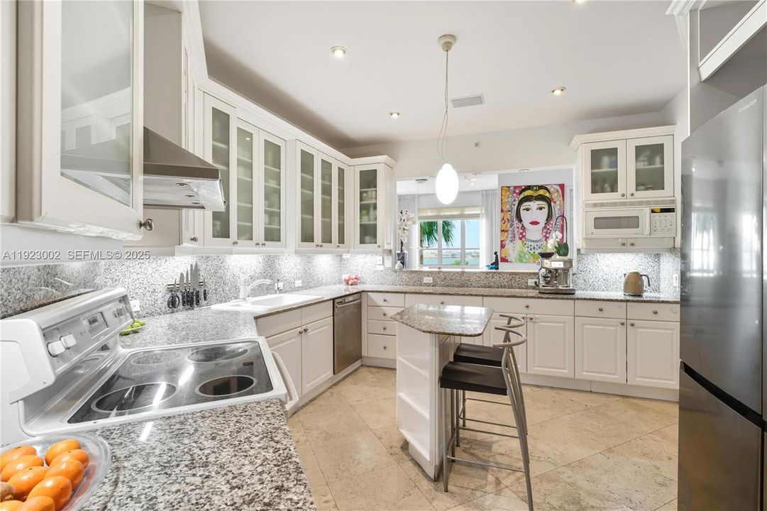 待售: $3,140,000 (4 贝兹, 4 浴室, 3160 平方英尺)