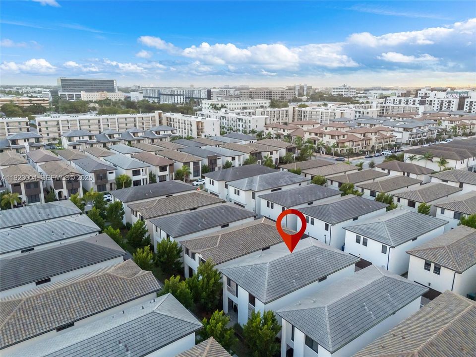 For Rent: $6,950 (4 beds, 3 baths, 2863 Square Feet)