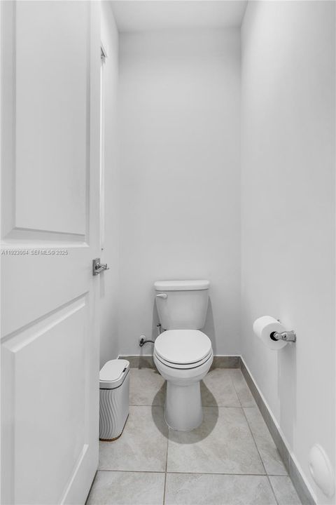 For Rent: $6,950 (4 beds, 3 baths, 2863 Square Feet)