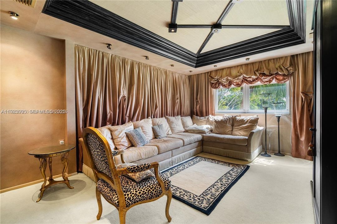 En Renta: $5,500 (3 camas, 4 baños, 1674 Pies cuadrados)