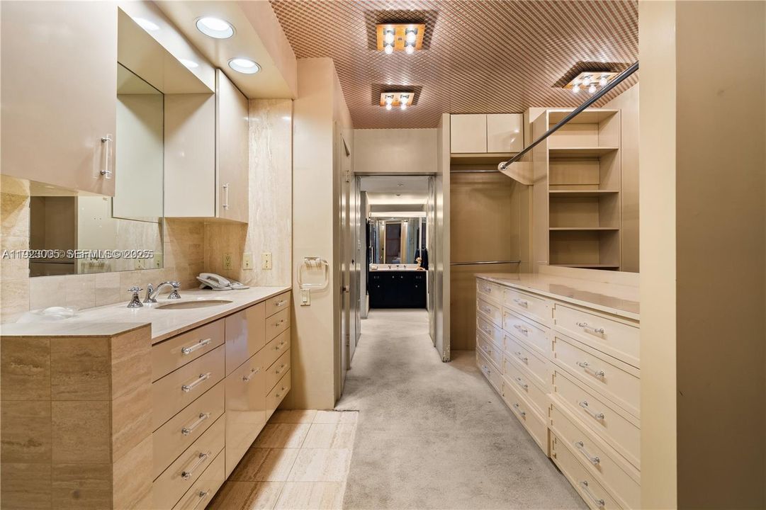 En Renta: $5,500 (3 camas, 4 baños, 1674 Pies cuadrados)