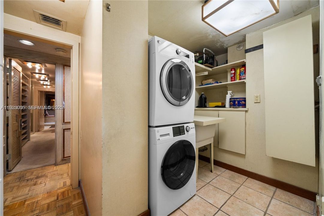 En Renta: $5,500 (3 camas, 4 baños, 1674 Pies cuadrados)