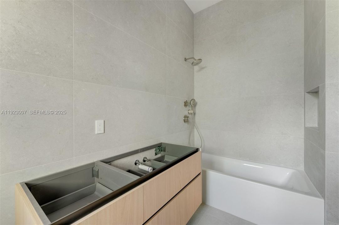 En Venta: $9,950,000 (7 camas, 7 baños, 7310 Pies cuadrados)