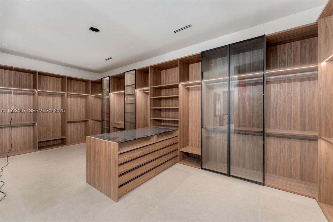 En Venta: $9,950,000 (7 camas, 7 baños, 7310 Pies cuadrados)