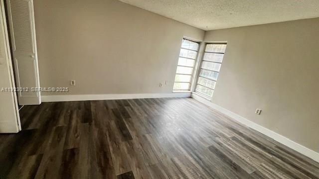 For Rent: $1,850 (2 beds, 2 baths, 1046 Square Feet)