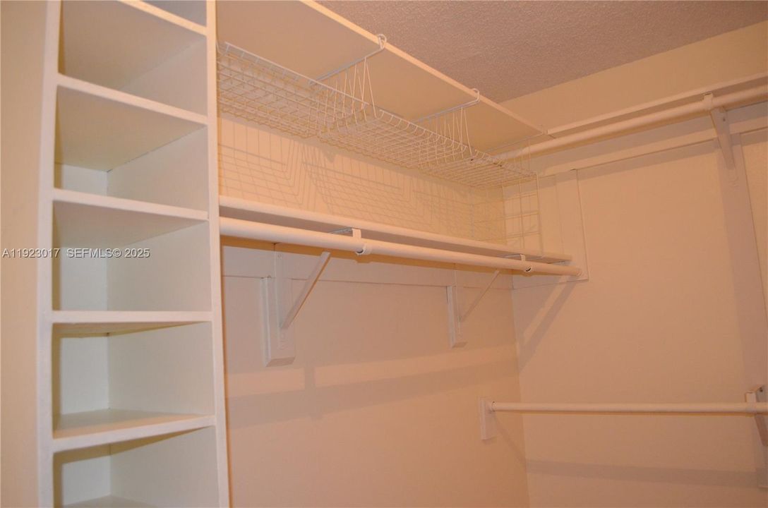 Walk-in Closet
