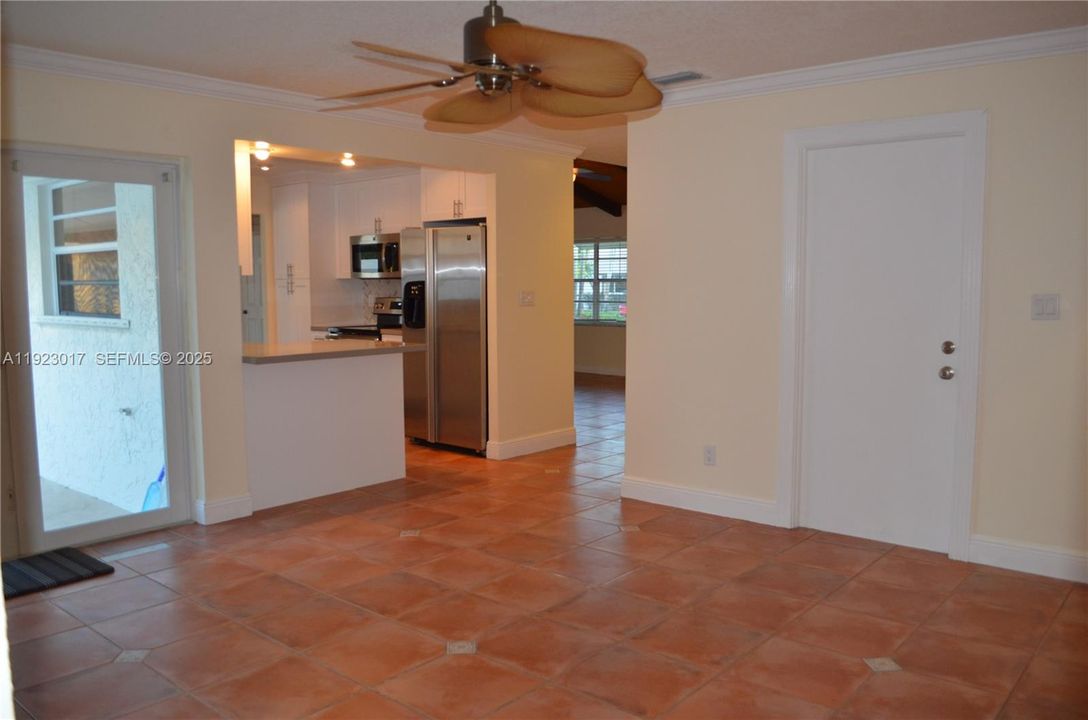 To Pool or Living room