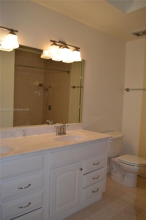 Под контрактом: $3,500 (3 спален, 2 ванн, 1680 Квадратных фут)