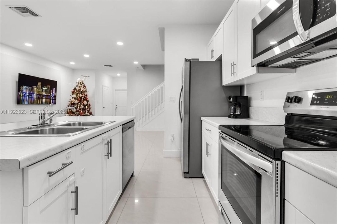 На продажу: $479,000 (3 спален, 2 ванн, 1514 Квадратных фут)