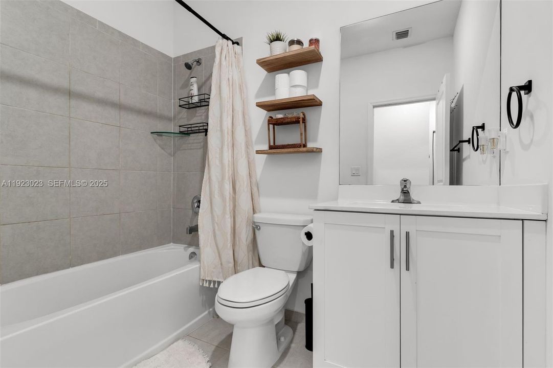 На продажу: $479,000 (3 спален, 2 ванн, 1514 Квадратных фут)