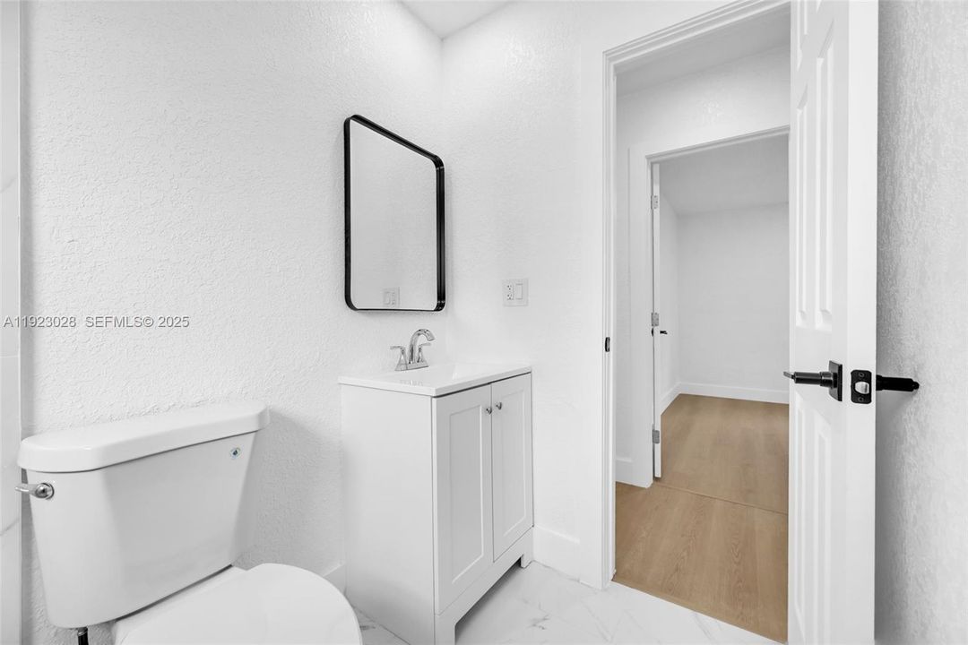 En Venta: $494,900 (4 camas, 1 baños, 1112 Pies cuadrados)