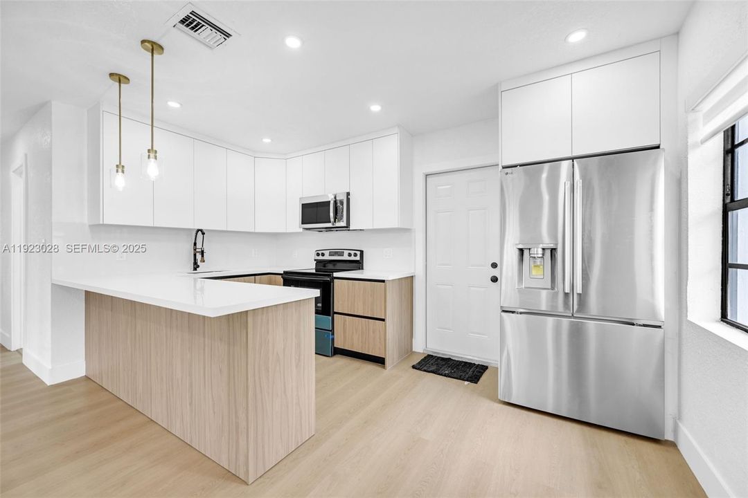 En Venta: $494,900 (4 camas, 1 baños, 1112 Pies cuadrados)