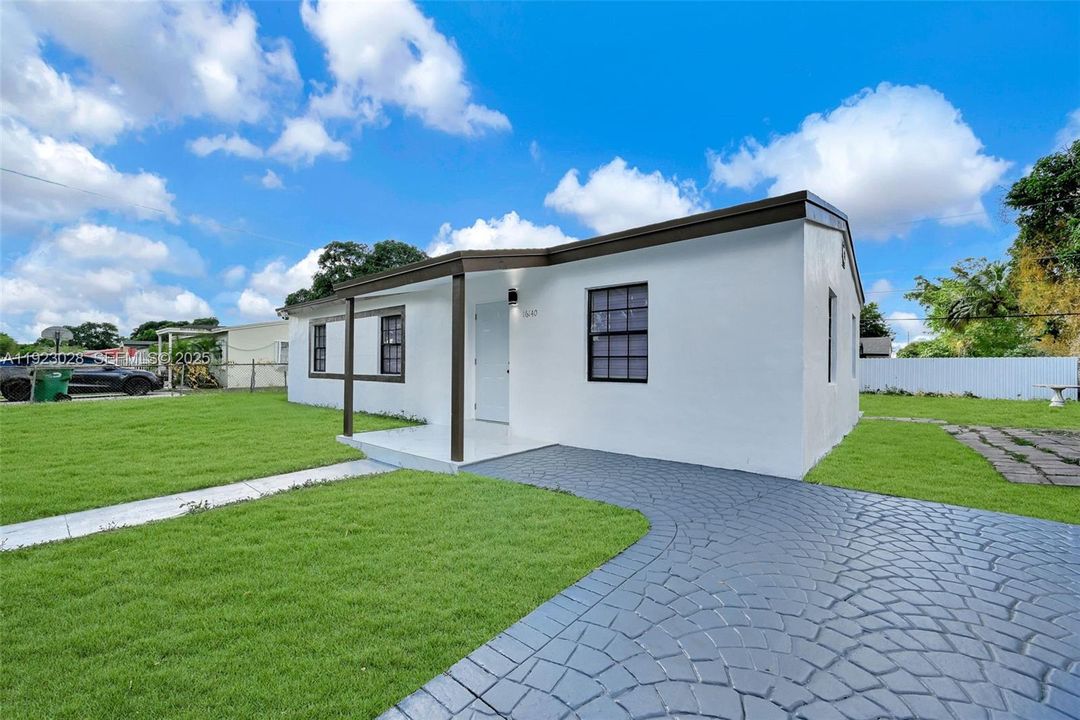 En Venta: $494,900 (4 camas, 1 baños, 1112 Pies cuadrados)