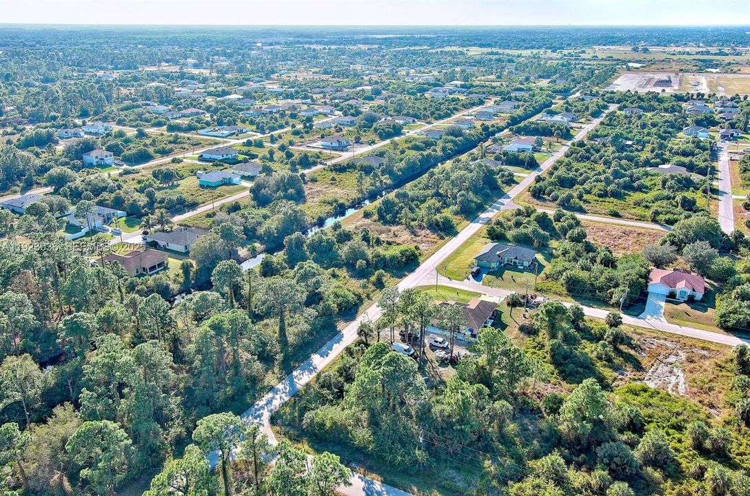 待售: $25,000 (0.27 acres)