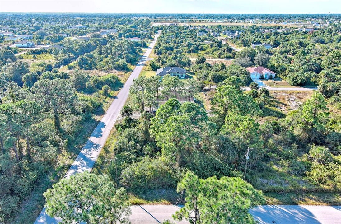 待售: $25,000 (0.27 acres)