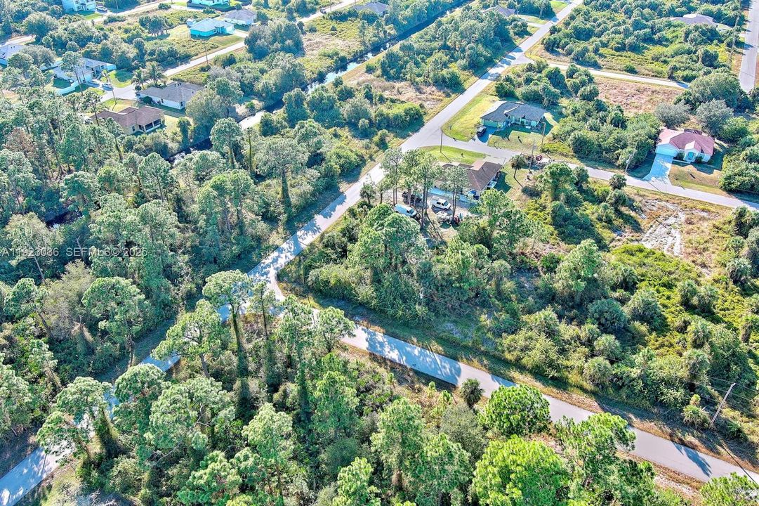 待售: $25,000 (0.27 acres)