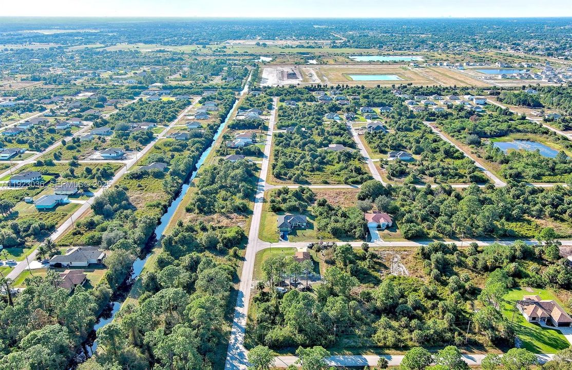 待售: $25,000 (0.27 acres)