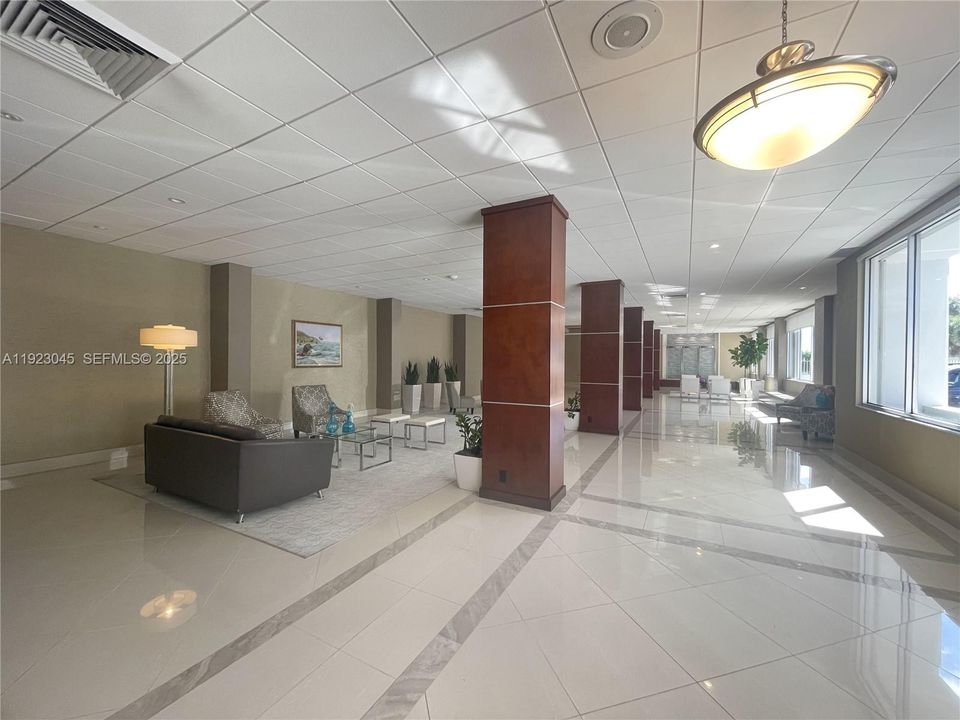 For Sale: $520,000 (2 beds, 2 baths, 1350 Square Feet)