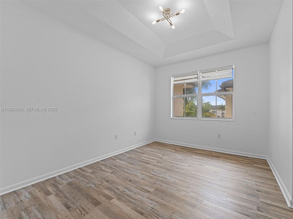 出租: $2,450 (2 贝兹, 2 浴室, 1088 平方英尺)