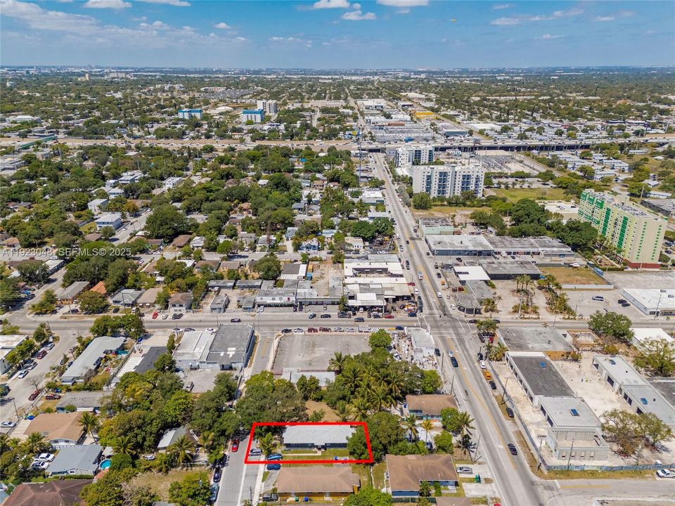 待售: $575,000 (0 贝兹, 0 浴室, 1650 平方英尺)