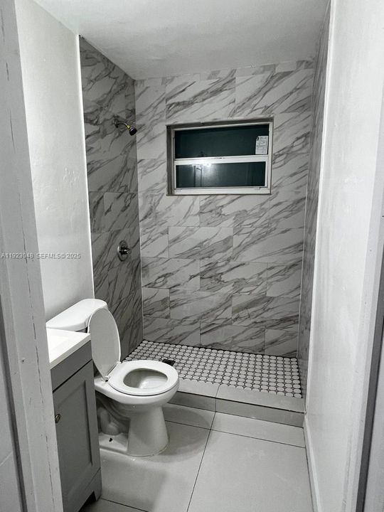 待售: $575,000 (0 贝兹, 0 浴室, 1650 平方英尺)