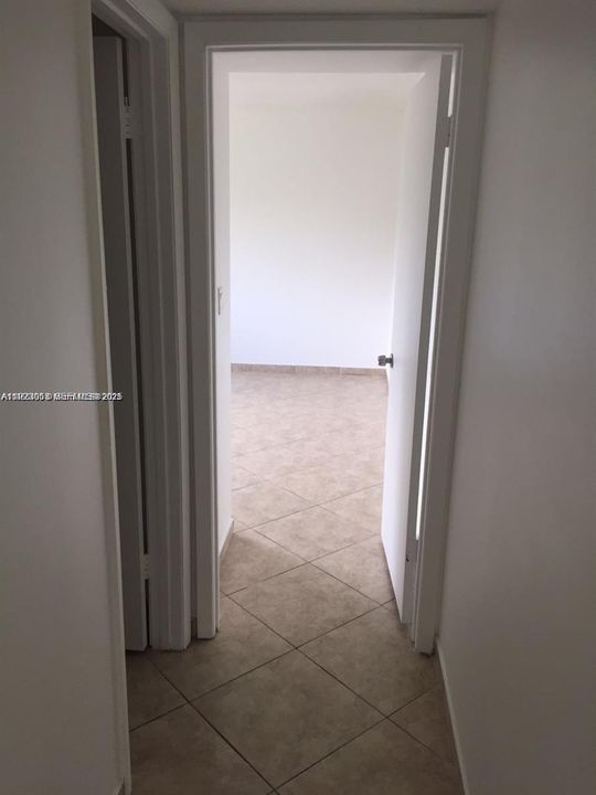For Rent: $2,300 (3 beds, 2 baths, 1190 Square Feet)