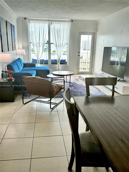 En Venta: $299,999 (1 camas, 1 baños, 730 Pies cuadrados)