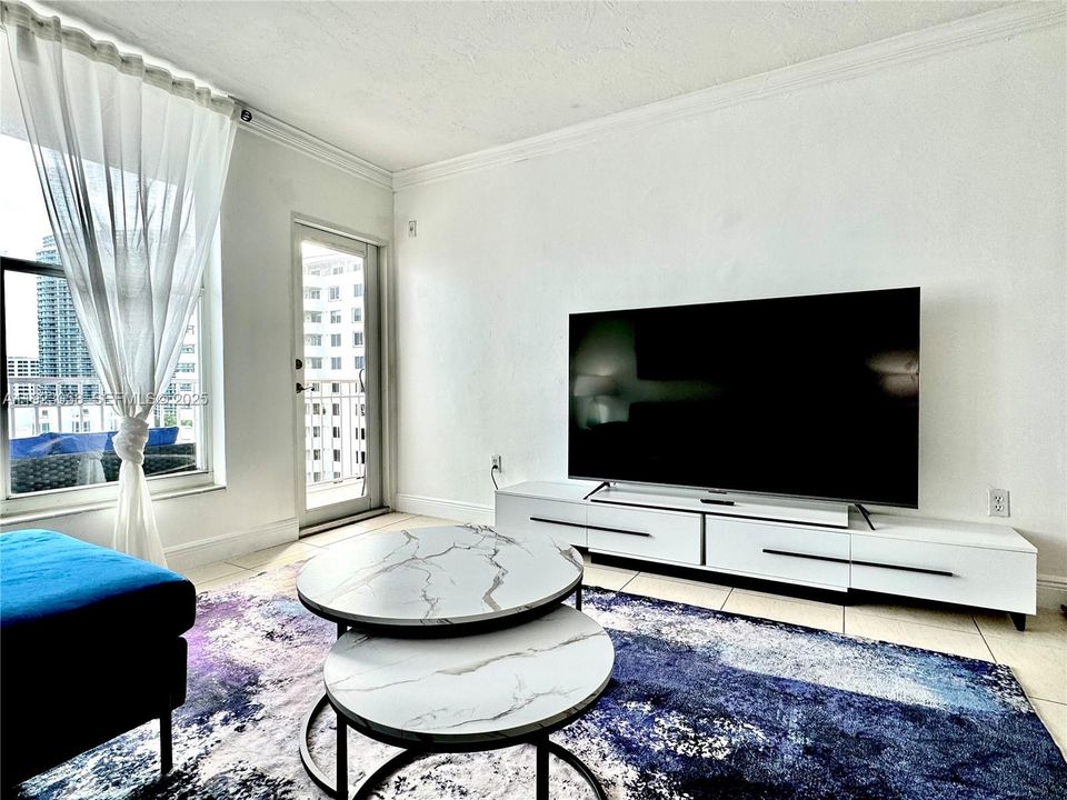 En Venta: $299,999 (1 camas, 1 baños, 730 Pies cuadrados)