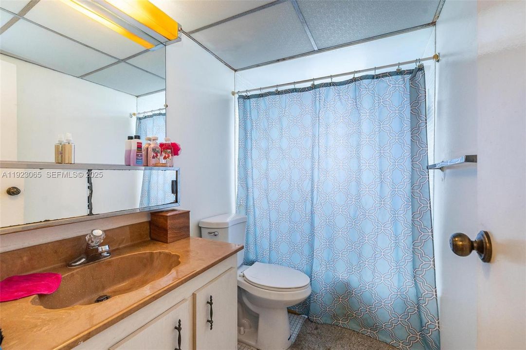 For Sale: $110,000 (2 beds, 2 baths, 1010 Square Feet)