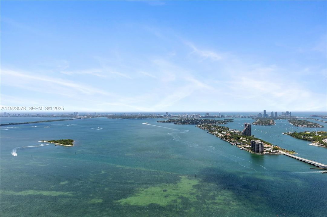 For Sale: $2,599,900 (3 beds, 4 baths, 2365 Square Feet)