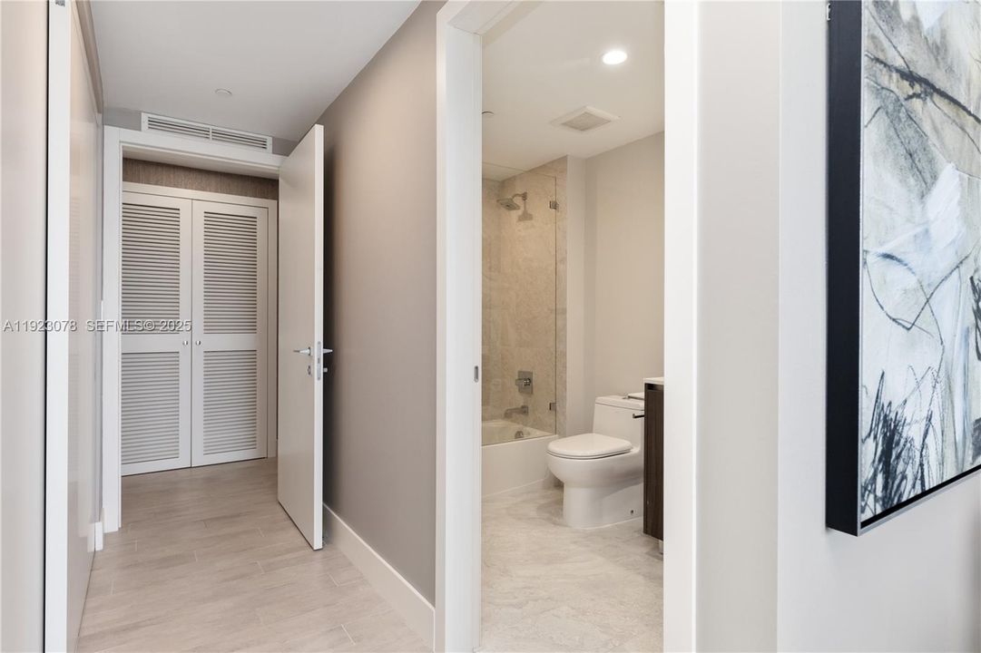 For Sale: $2,599,900 (3 beds, 4 baths, 2365 Square Feet)