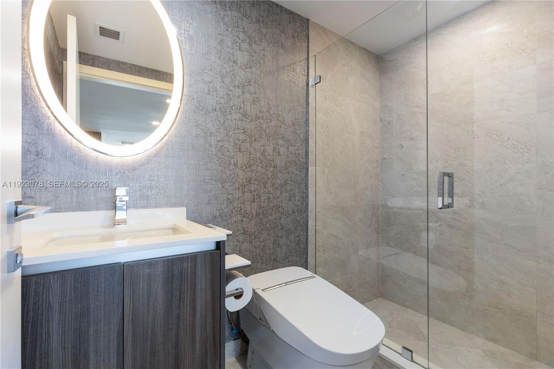 For Sale: $2,599,900 (3 beds, 4 baths, 2365 Square Feet)