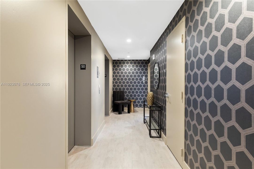 For Sale: $2,599,900 (3 beds, 4 baths, 2365 Square Feet)