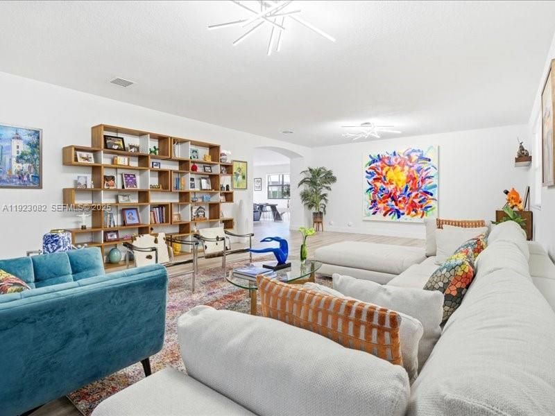 For Sale: $1,320,000 (5 beds, 5 baths, 4159 Square Feet)