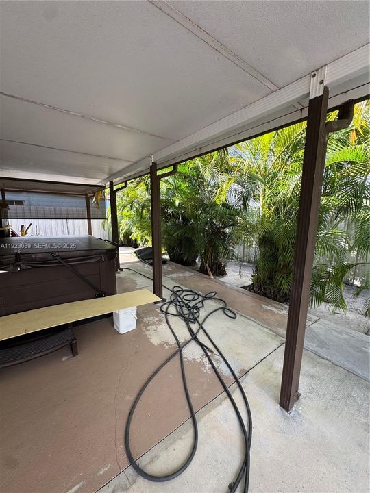 For Sale: $739,000 (5 beds, 6 baths, 2146 Square Feet)