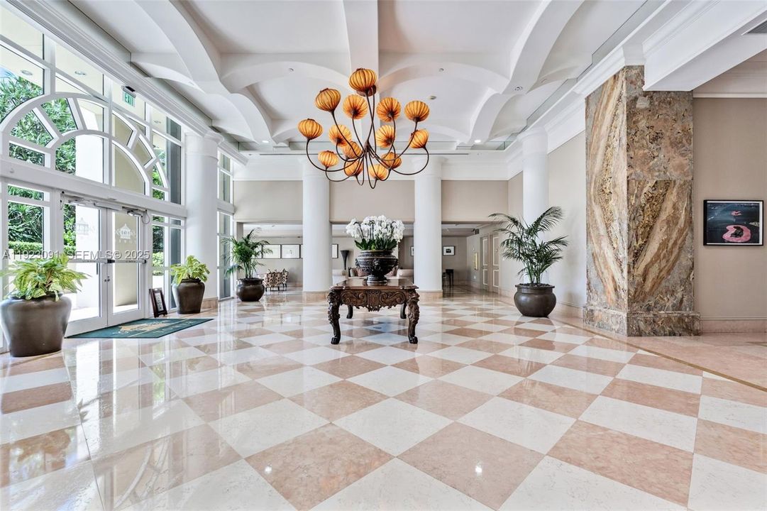 For Rent: $18,000 (3 beds, 4 baths, 2840 Square Feet)